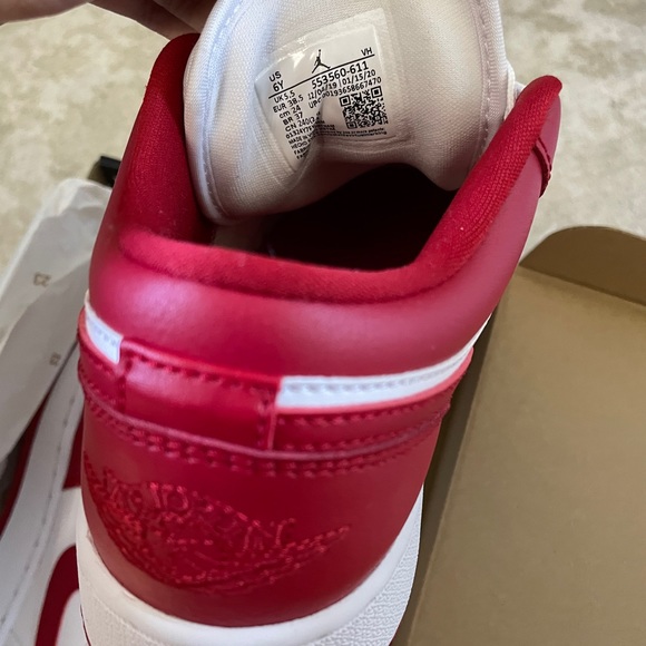 Jordan 1 Gym Red GS - Picture 3 of 4